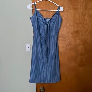 a flowy dress prefect for the summer time